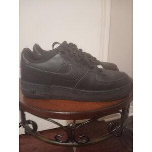 Nike Air Force 1 Low Triple Black Size 7Y Youth Shoes - 314192-009